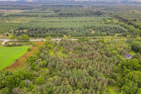 693 Arkell Rd, Puslinch, ON N1H 6H8