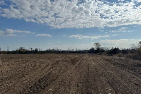 1133 Hamilton Rd, Quinte West, ON K8V 5P8