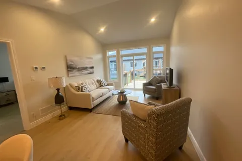 96 Raycroft Drive, Belleville, ON K8N 0R4