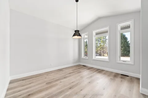 3 Clayton John Avenue, Brighton, ON K0K 1H0