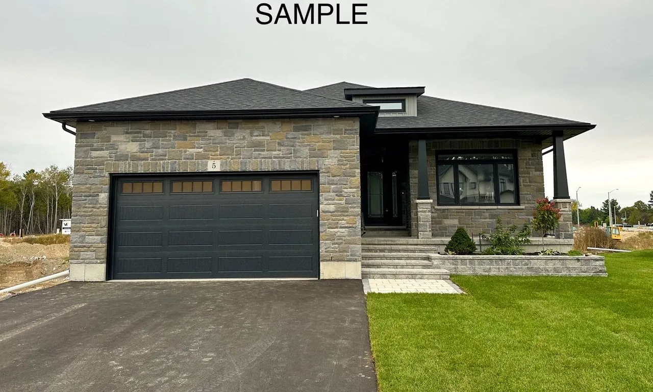 21 MacKenzie John Cres, Brighton, ON K0K 1H0