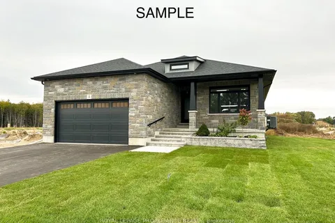 21 MacKenzie John Cres, Brighton, ON K0K 1H0