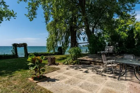 2592 Lakeshore Road, Haldimand, ON N1A 2W8