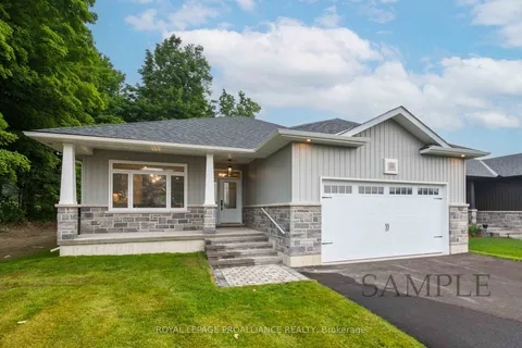28 MacKenzie John Cres, Brighton, ON K0K 1H0