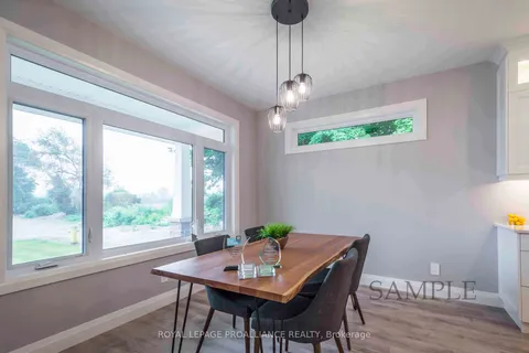 28 MacKenzie John Cres, Brighton, ON K0K 1H0