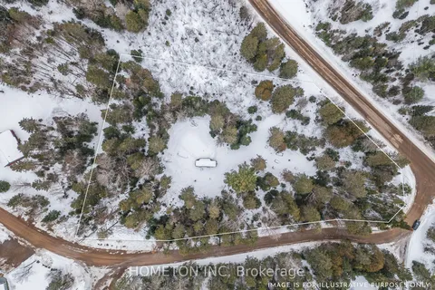 801 Echo Ridge Rd, Kearney, ON P0A 1M0