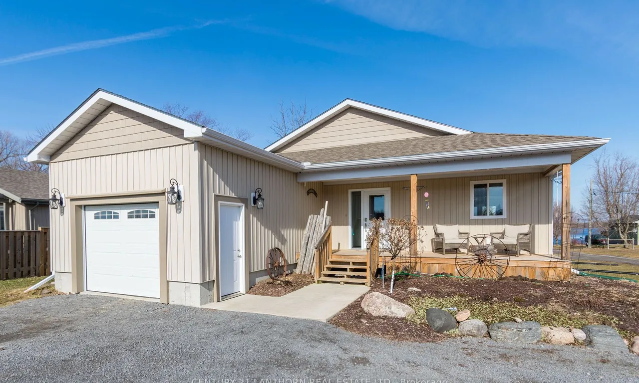 1649 County Rd 15 Rd, Prince Edward County, ON K0K 1W0