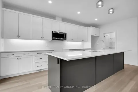 3068 Buroak Dr, London, ON N6G 3M1