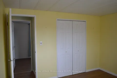 4 Annette Blvd, Quinte West, ON K8N 4Z3