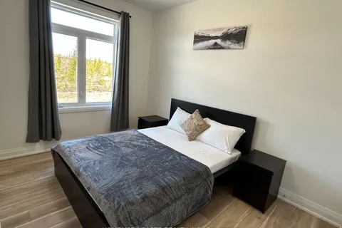 629 Lindsay Rd, Northern Bruce Peninsula, ON N0H 1Z0
