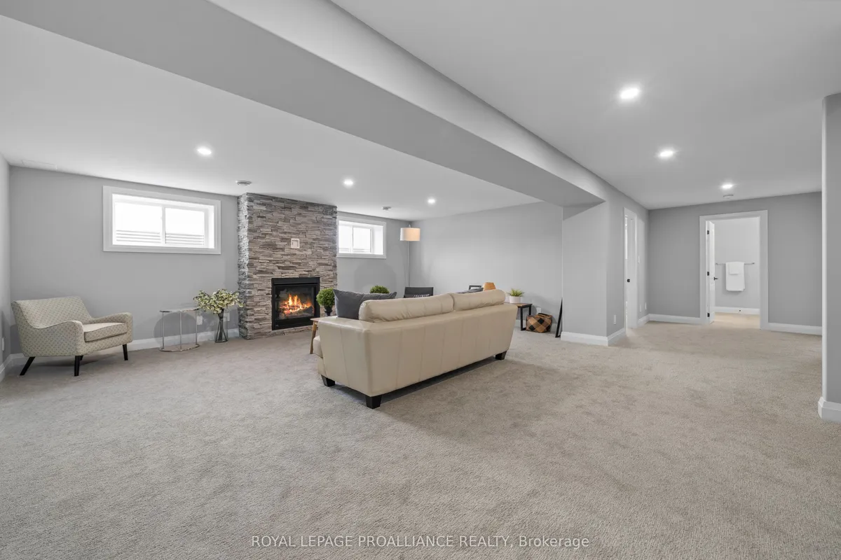 5 Mackenzie John Crescent, Brighton, ON K0K 1H0