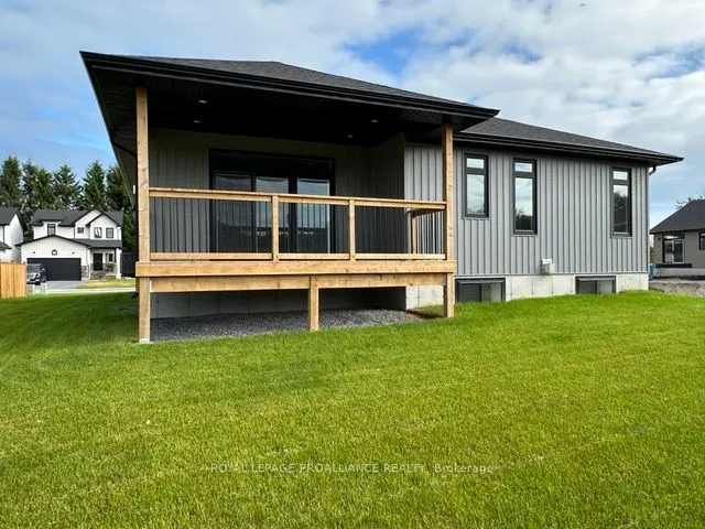 5 Mackenzie John Crescent, Brighton, ON K0K 1H0