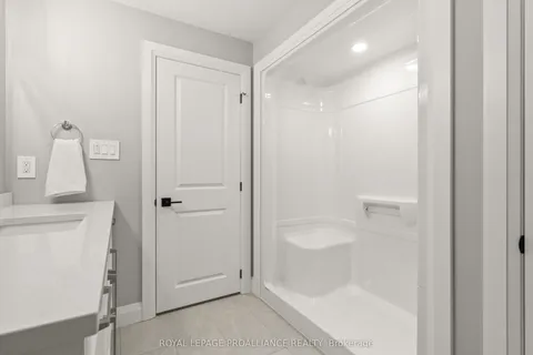 5 Mackenzie John Crescent, Brighton, ON K0K 1H0