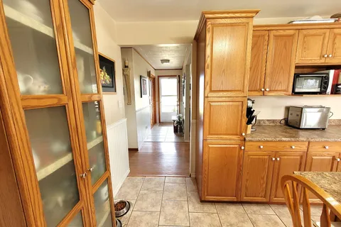 2830 Deloro Rd, Madoc, ON K0K 1Y0