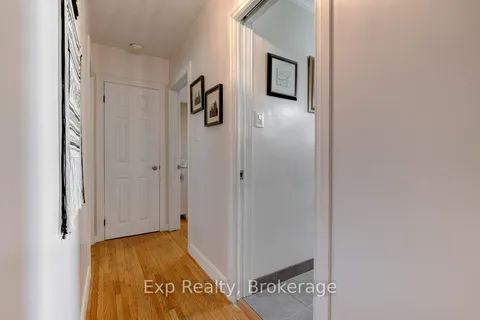 6399 Dickenson Rd, Hamilton, ON L0R 1P0