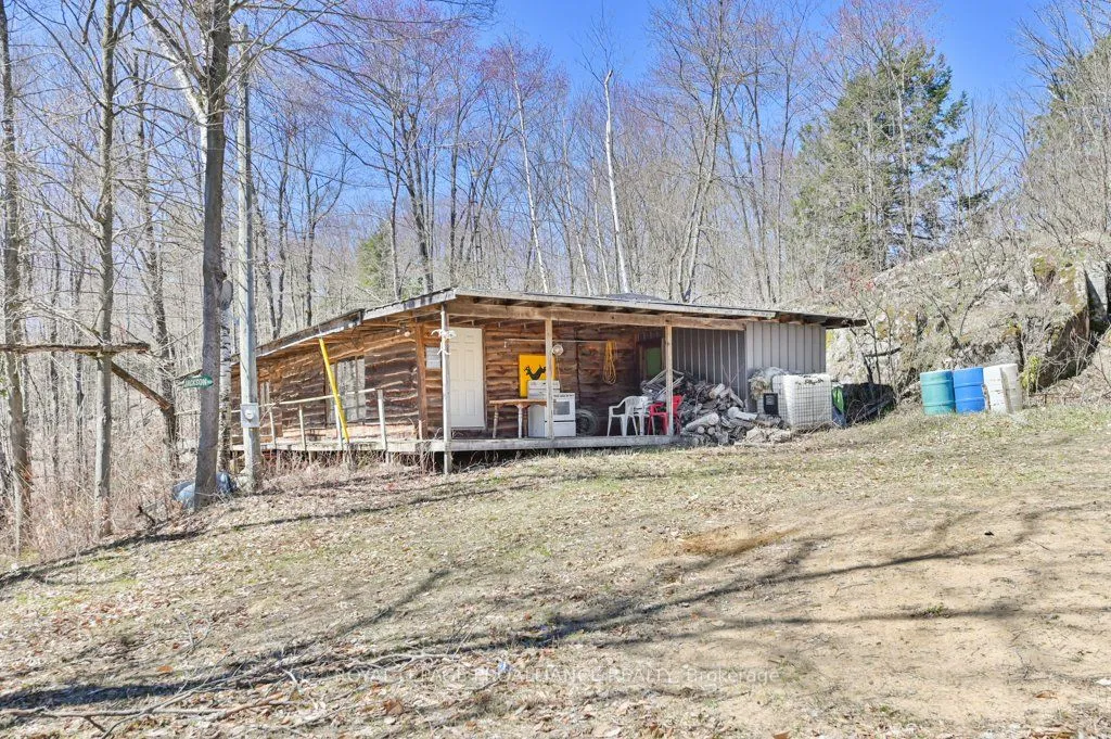 2223 Henderson Rd, Central Frontenac, ON K0H 1B0