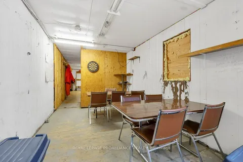 2223 Henderson Rd, Central Frontenac, ON K0H 1B0