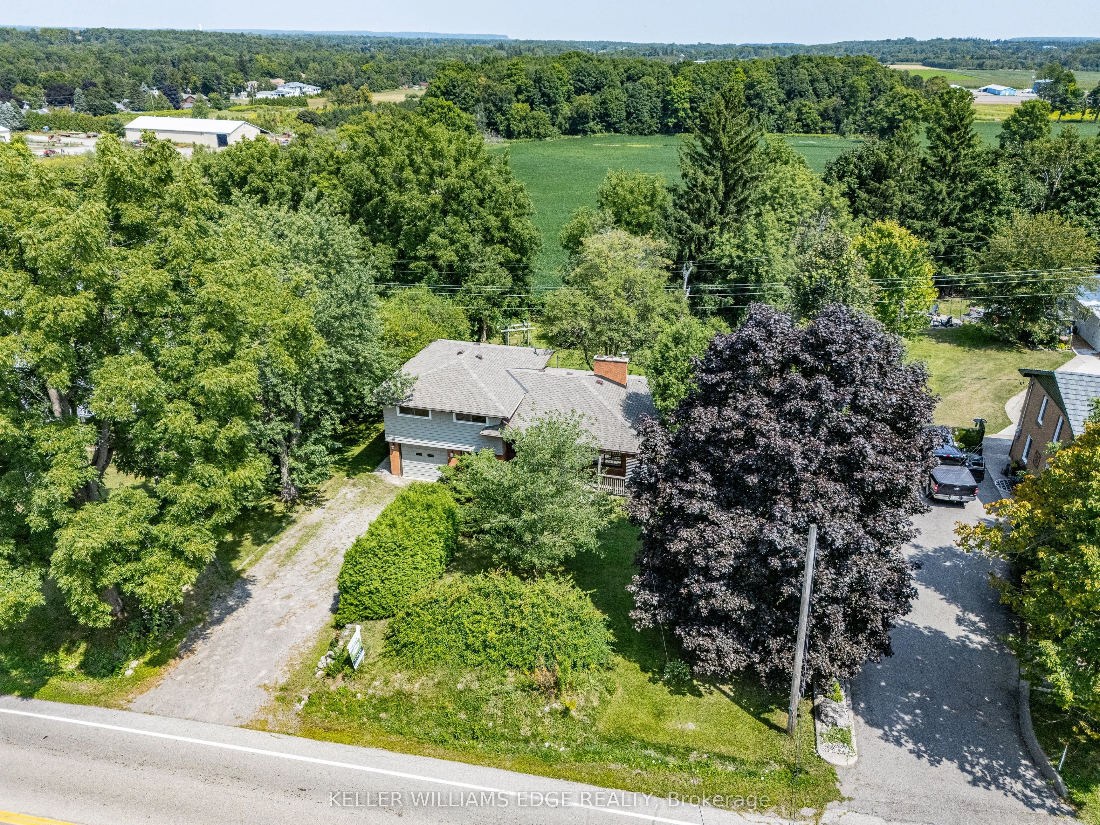 1352 Centre Road, Hamilton, ON L0R 1H1