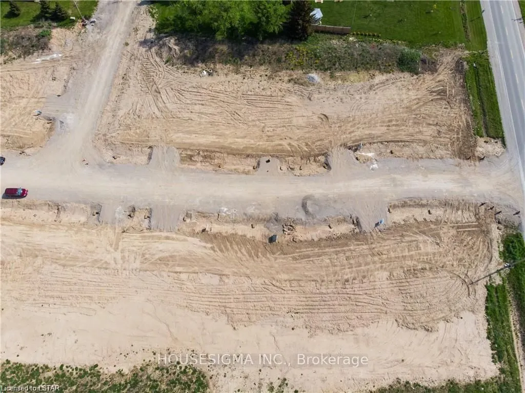 2 JAMES St, Strathroy-Caradoc, ON N0L 1T0