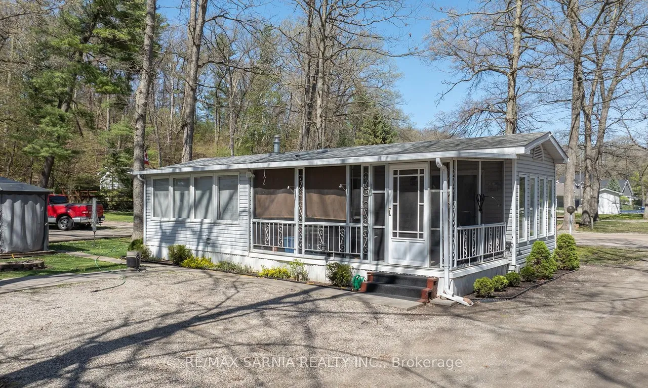 9910 NORTHVILLE Cres, Lambton Shores, ON N0M 1N0