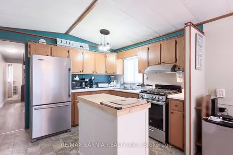 9910 NORTHVILLE Cres, Lambton Shores, ON N0M 1N0