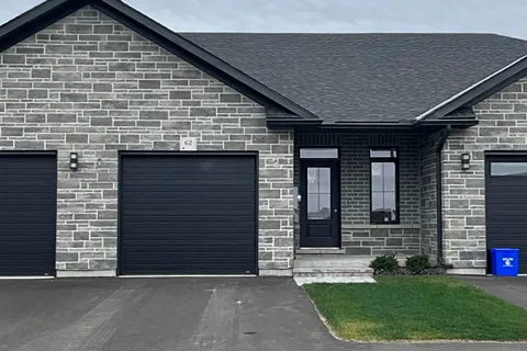 62 Raycroft Drive, Belleville, ON K8N 0R4