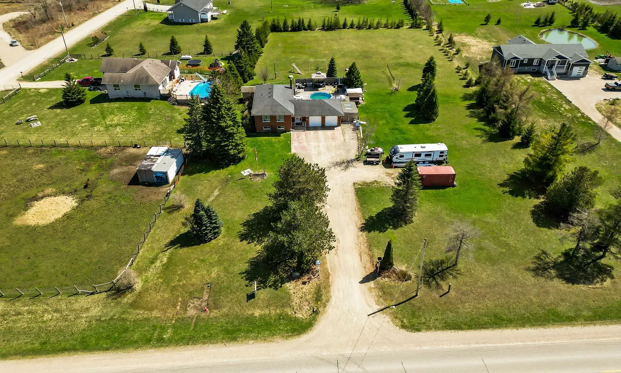 185724 Grey Road 9, Southgate, ON N0C 1B0