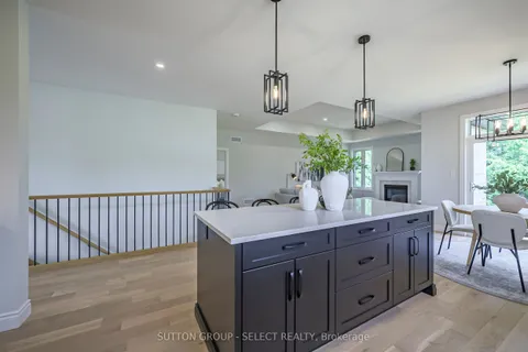 17 SPRUCE Crescent, North Middlesex, ON N0M 2K0