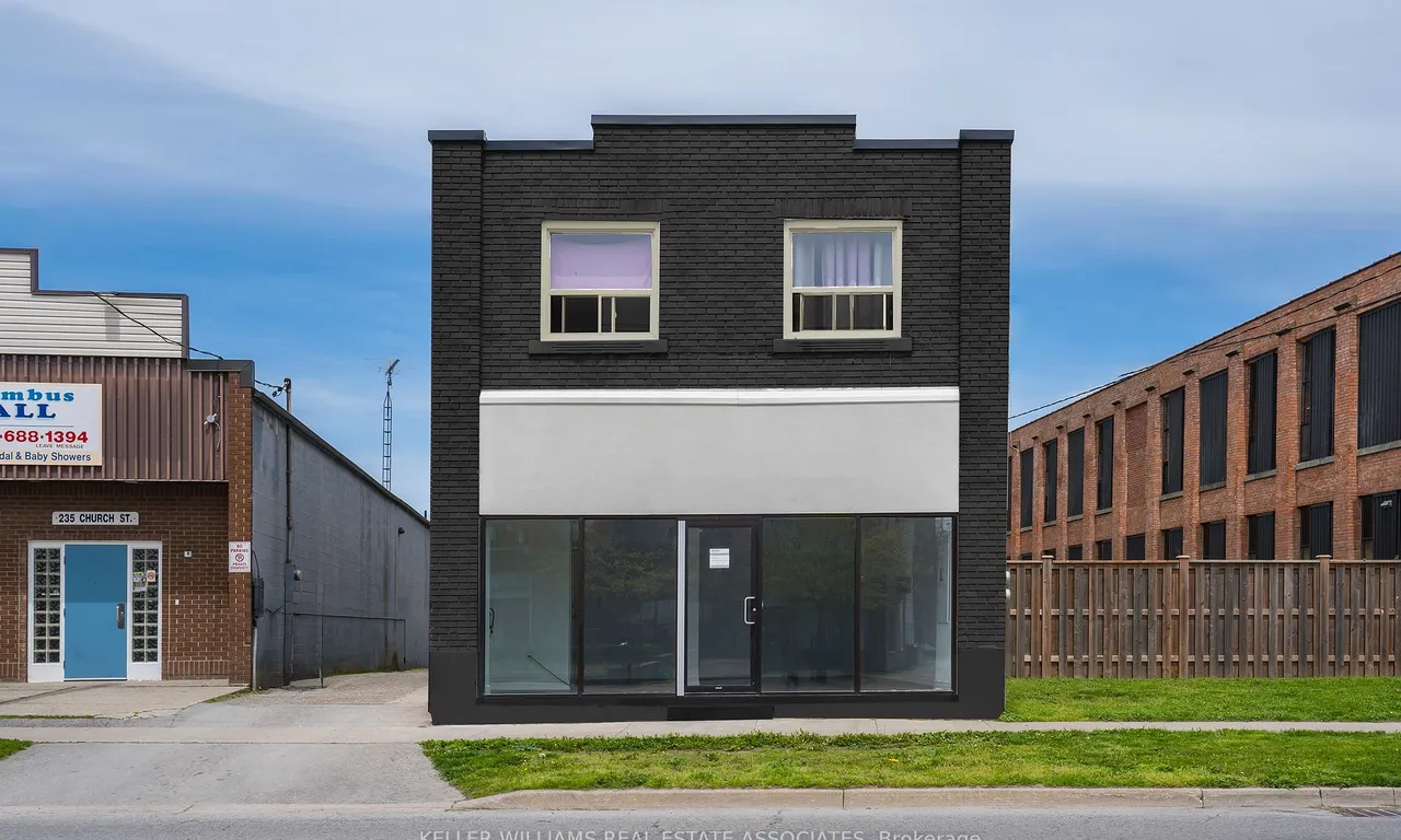 237 Church St, St. Catharines, ON L2R 3E8