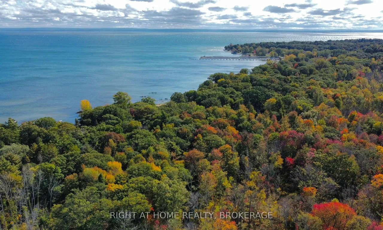 683 Pt Abino Rd, Fort Erie, ON L0S 1N0