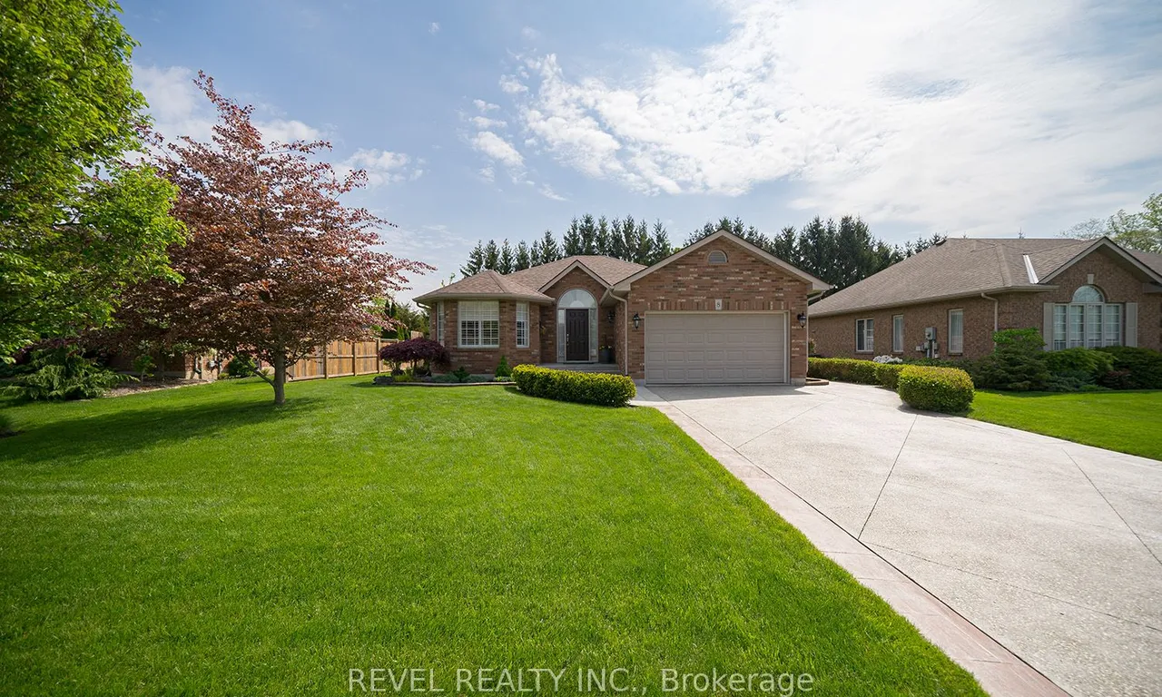 8 Ravine Crt, Norfolk, ON N0A 1N6