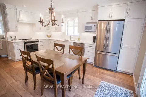8 Ravine Crt, Norfolk, ON N0A 1N6