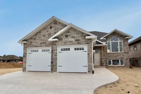 612 26th Ave, Hanover, ON N4N 3B8