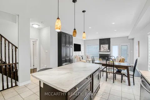 746 Halbert Dr, Shelburne, ON L9V 3S3