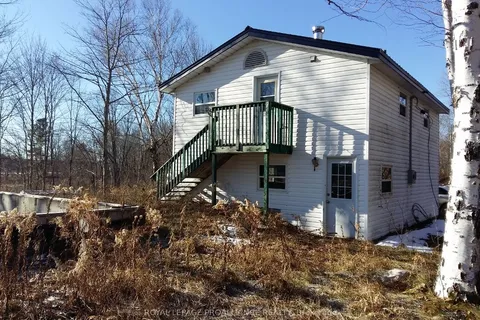 2250 HUNGRY BAY Rd, Central Frontenac, ON K0H 1B0