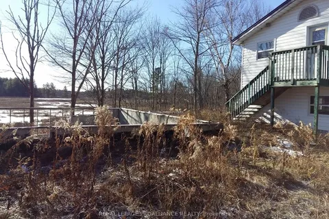 2250 HUNGRY BAY Rd, Central Frontenac, ON K0H 1B0