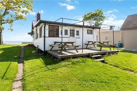10953 Lakeshore Rd, Wainfleet, ON L3K 5V4