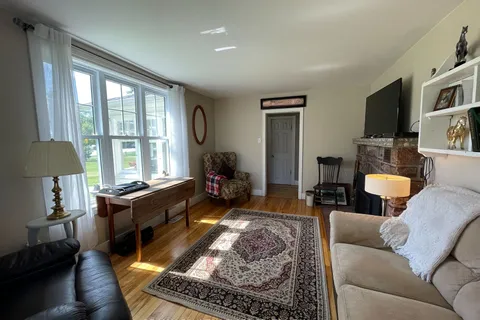 45 Wollaston Lk Rd, Wollaston, ON K0L 1P0