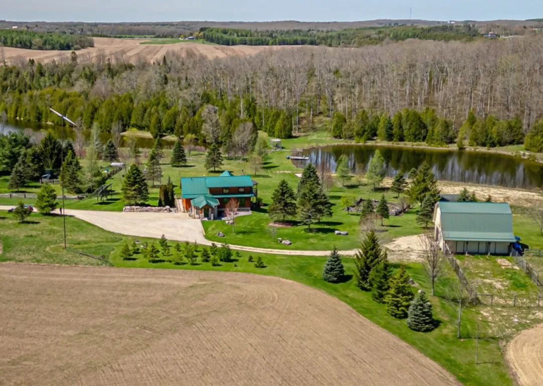 545413 Sideroad 4a Sdrd, Grey Highlands, ON N0C 1H0