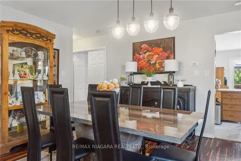 122 Madison Crt, Welland, ON L3C 7G1