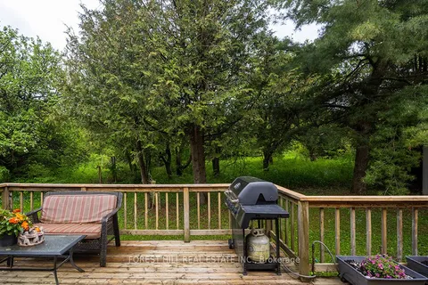 136 James St, Grey Highlands, ON N0C 1K0