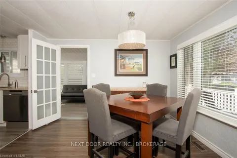 131 SUNNINGDALE Place, ON N0M 1T0
