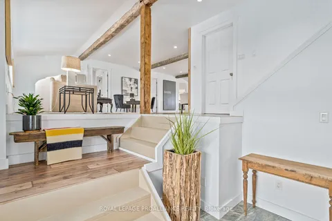 248 Main St, Prince Edward County, ON K0K 1T0