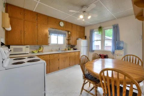 1642 Sawmill Road, Waterloo, ON N2J 4G8