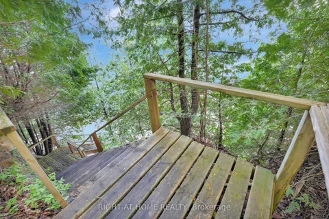 5 7th Ave, South Bruce Peninsula, ON N0H 2T0