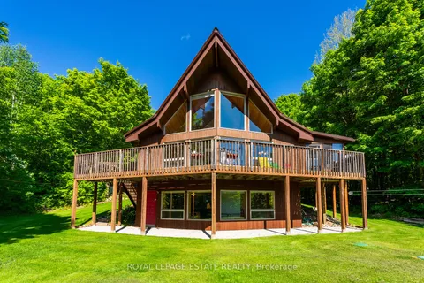 2691 Ahmic Lake Rd, Magnetawan, ON P0A 1P0