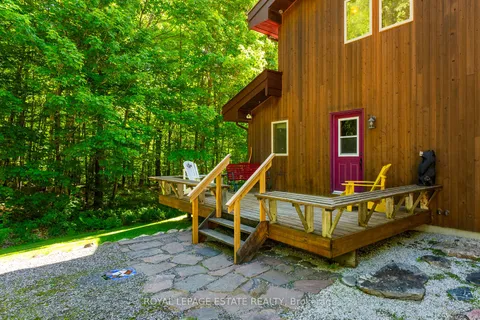 2691 Ahmic Lake Rd, Magnetawan, ON P0A 1P0
