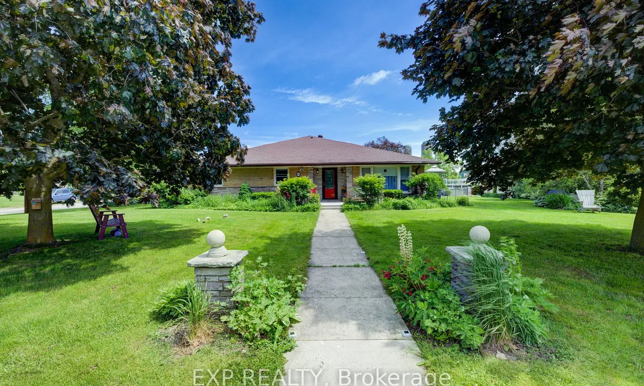 43 George St, Minto, ON N0G 1Z0