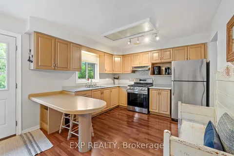 8033 Willsie Line, Lambton Shores, ON N0M 2N0