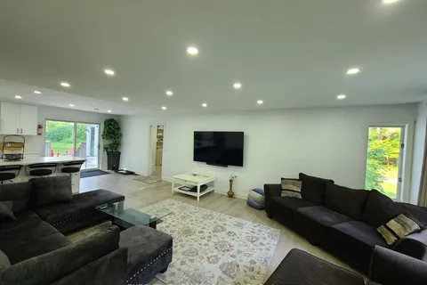 428 Beaumont Dr, Bracebridge, ON P1L 1X2